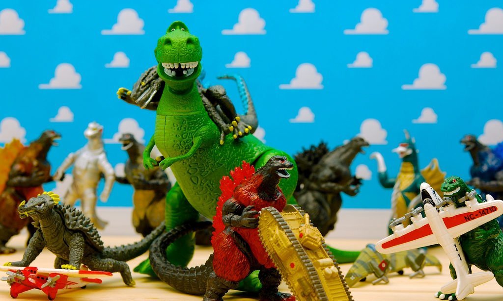 7 Dinosaur Games for Young Paleontologists